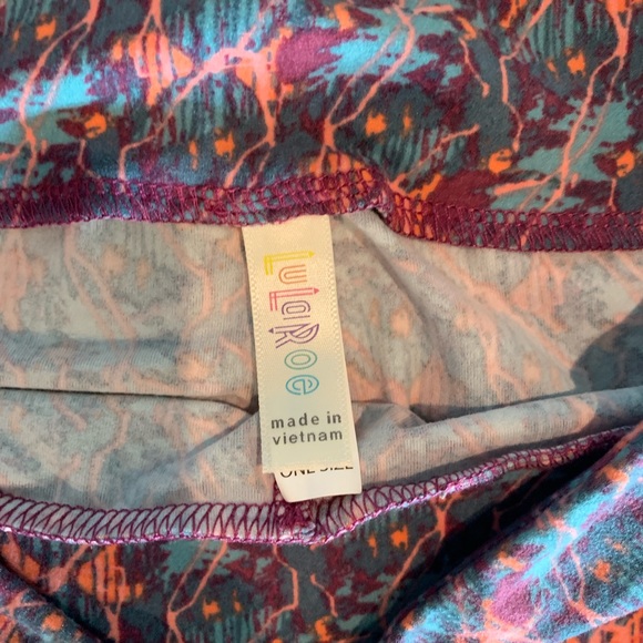 LuLaRoe leggings O/S $BUNDLE ITEM$ 🔴FiNAL💵 ♥️ - Picture 3 of 3